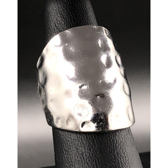 Fashion Ring Unisex Size 6 Hammered Silver Tone Wide Band Flared Shank - Picture 3 of 6